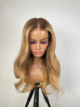 Lace front humana repartição livre 13x4 - 60cm loira Antonella