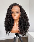 Lace front Humana cacheada 60cm 13x4 HD - Gabriela
