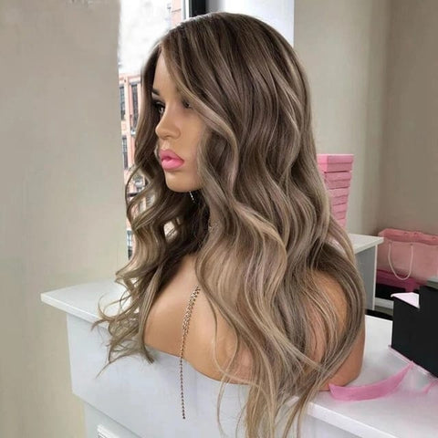Lace Front Humana ondulada loira com mechas 65cm 13x4 HD - Brenda