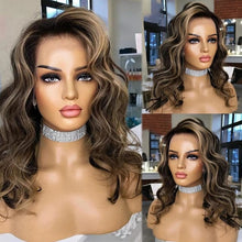 Carregar imagem no visualizador da galeria, Lace Front Humana ondulada loira com mechas 45cm 13x4 HD -Micaela

