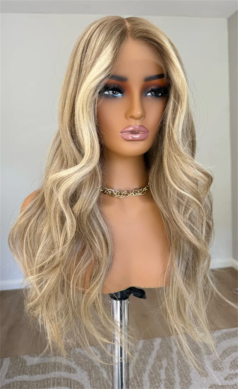 Lace Front Humana loira Ondulada 65cm 13x4 HD -Tamires