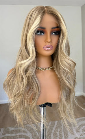 Lace Front Humana loira Ondulada 65cm 13x4 HD -Tamires
