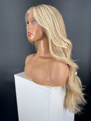 Lace Front Humana lisa loira com mechas 70cm 13x4 HD - Eshily